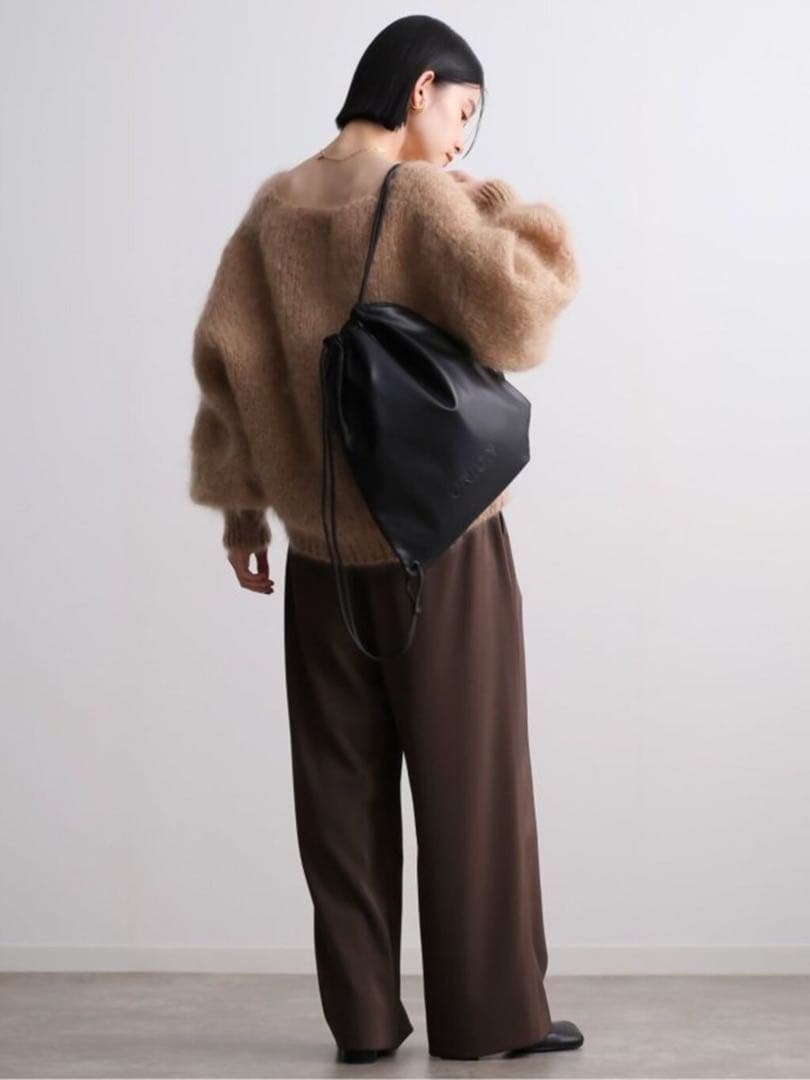 バッグ Union Magazine backpack M's Black Swan