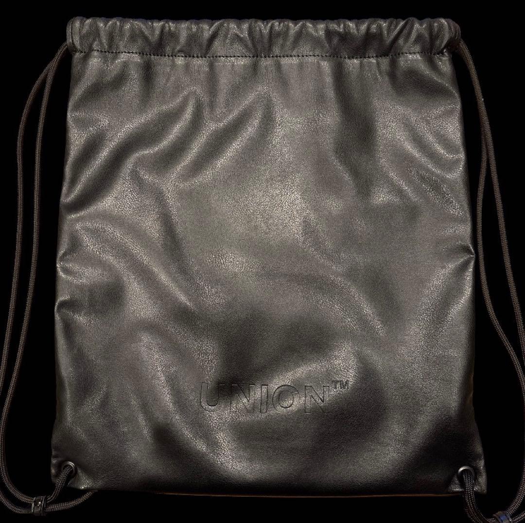 バッグ Union Magazine backpack M's Black Swan