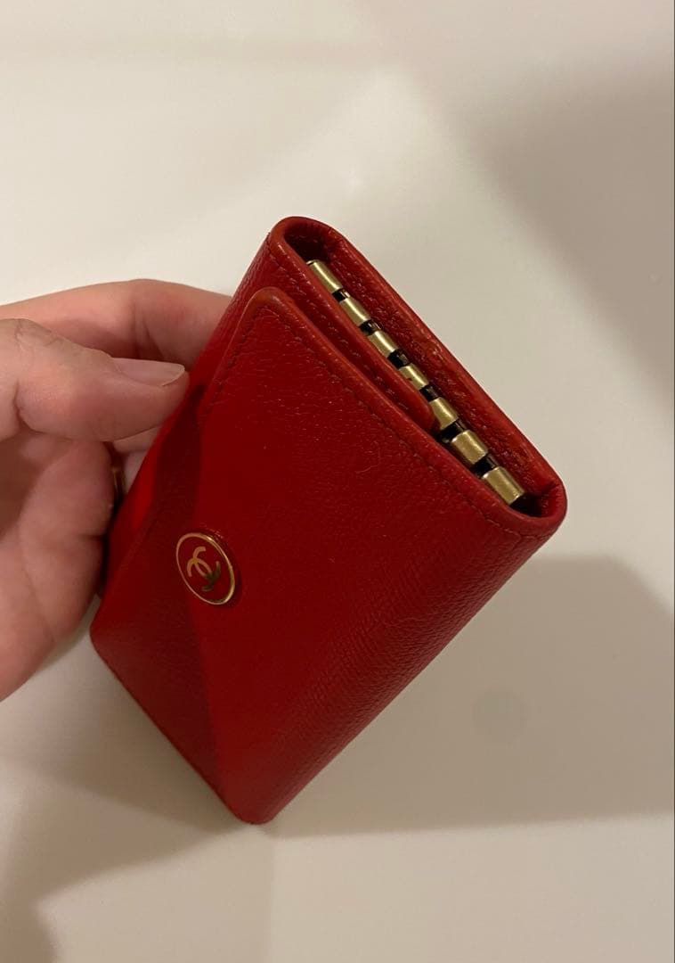 シャネル ココマーク レザーキーケース 赤