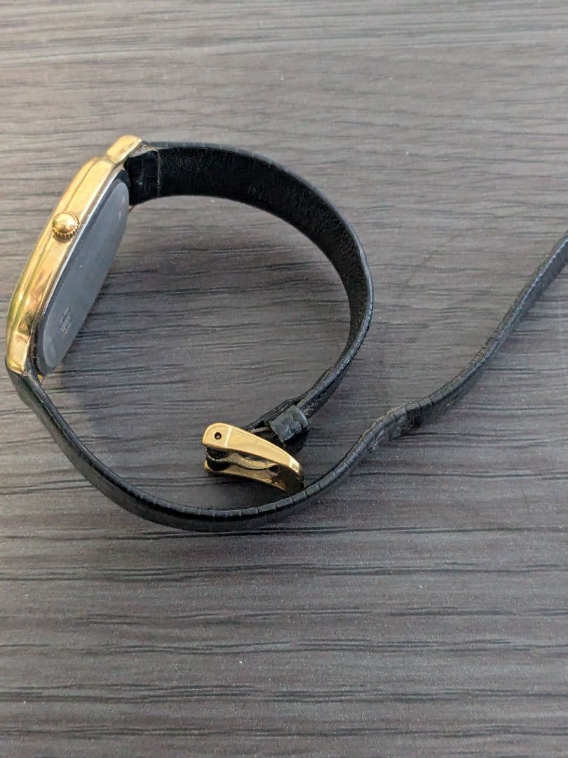 LONGINESの腕時計になります