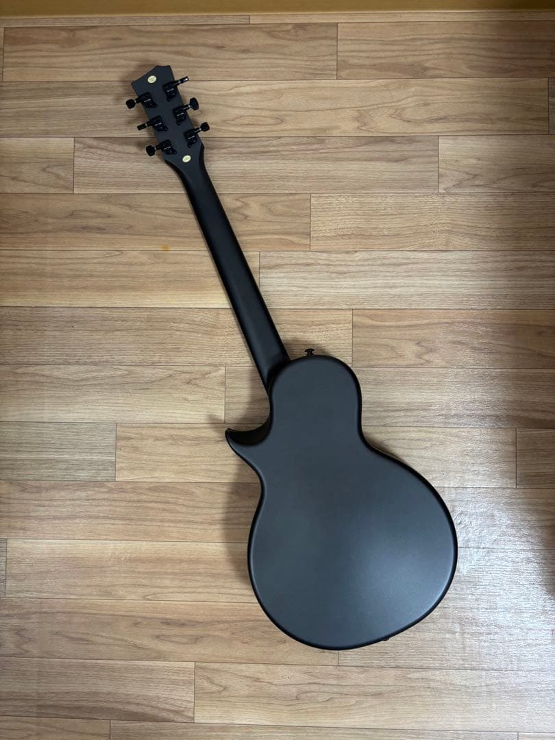 Enya Nova Go マットブラック アコースティックギター ケース付き