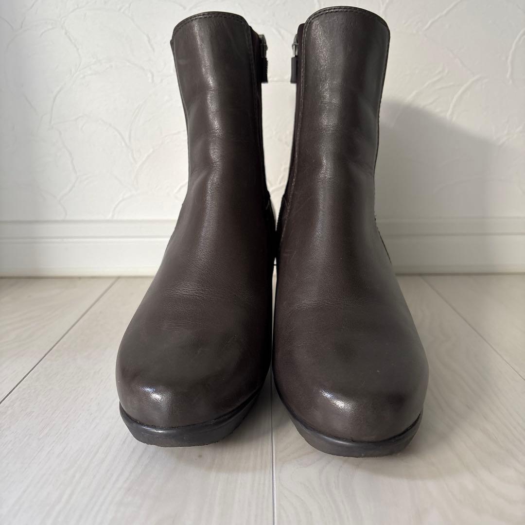 fitfit フレックスヒール　サイドゴアブーツ　レザー