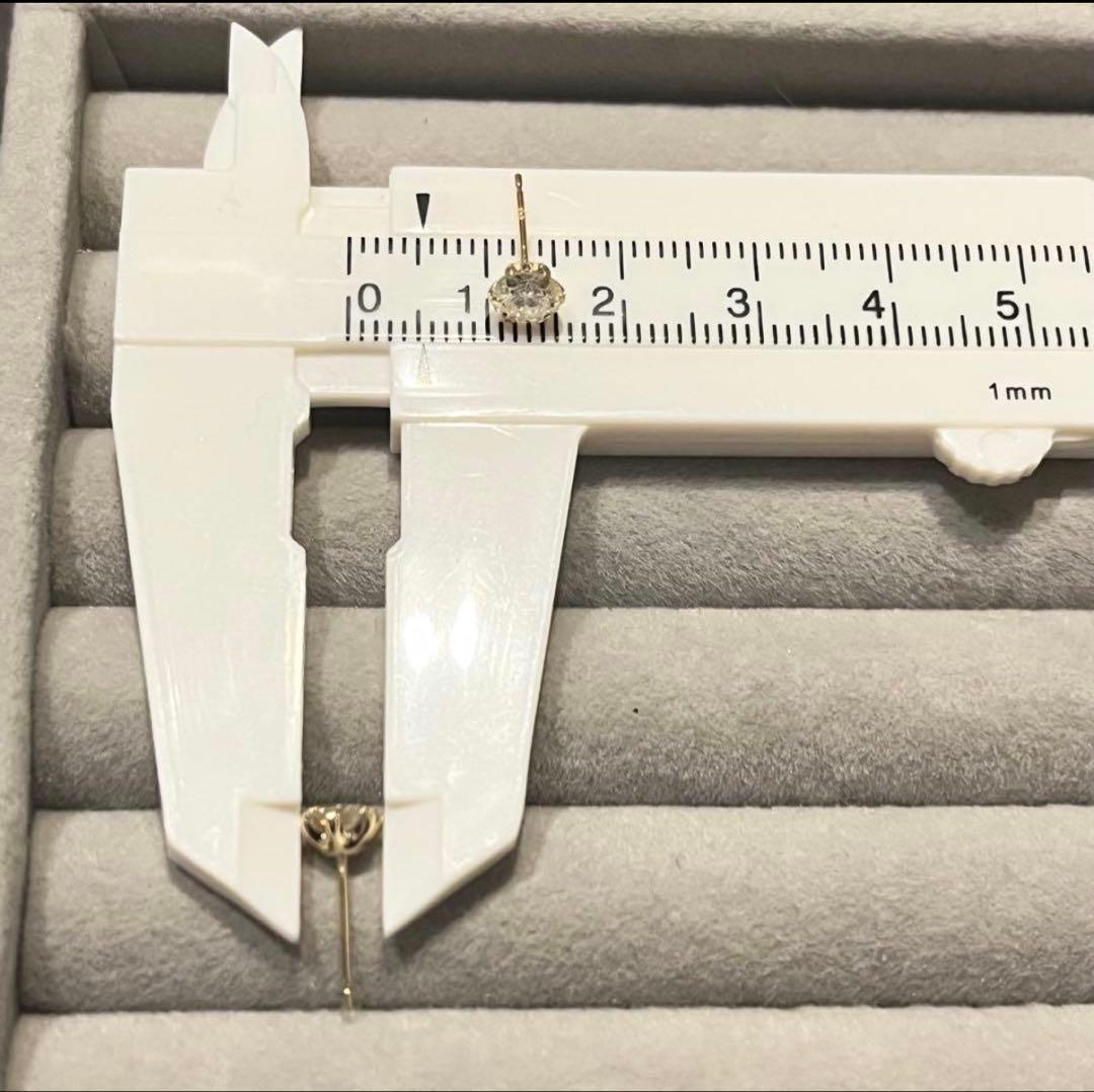 天然ダイヤモンドピアス 計0. 943ct 約1カラット 中央宝石