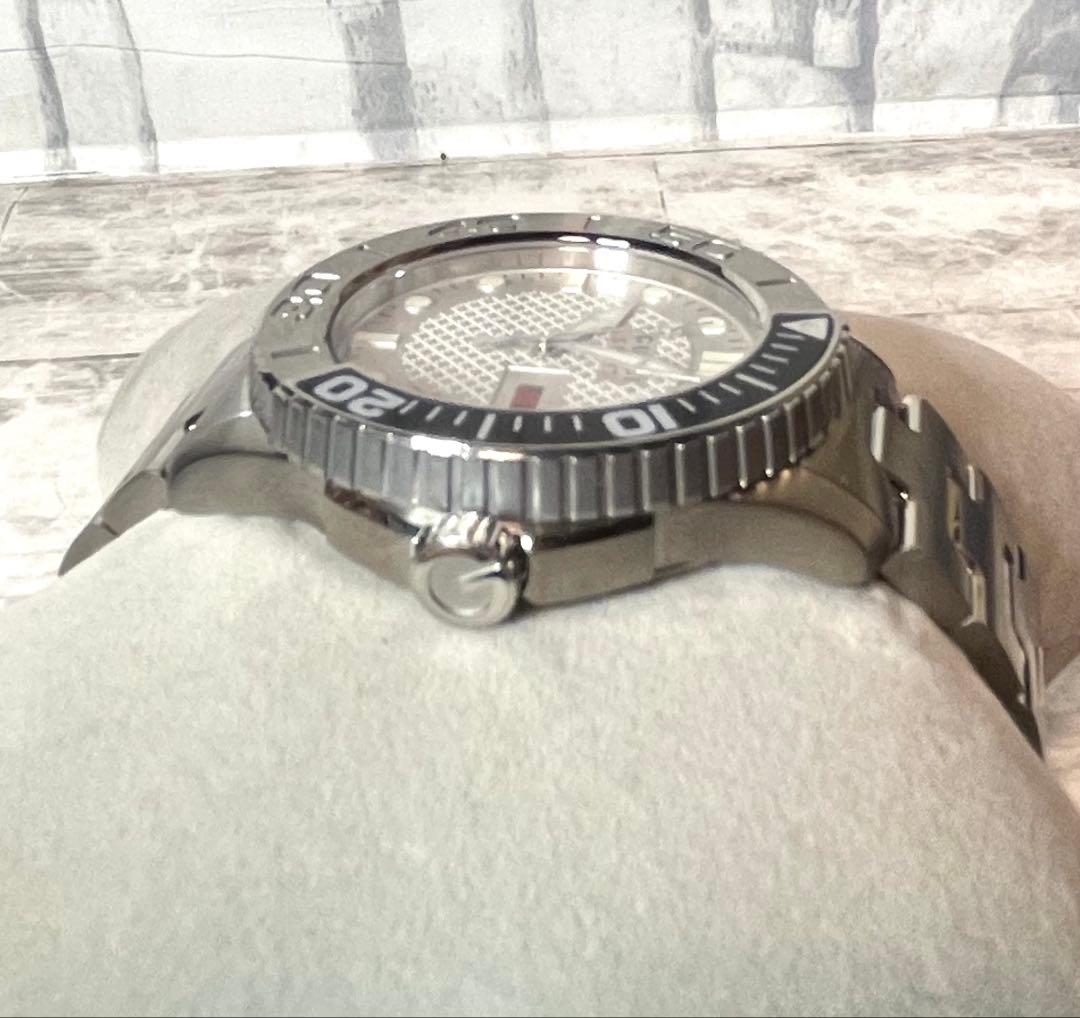 GUCCI メンズ　腕時計　モデル番号（126.2）