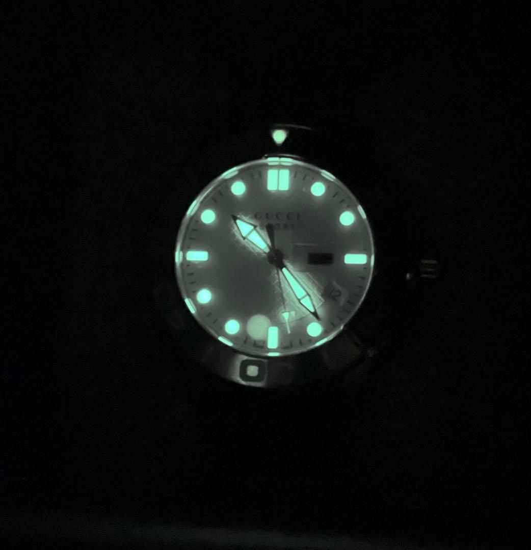 GUCCI メンズ　腕時計　モデル番号（126.2）