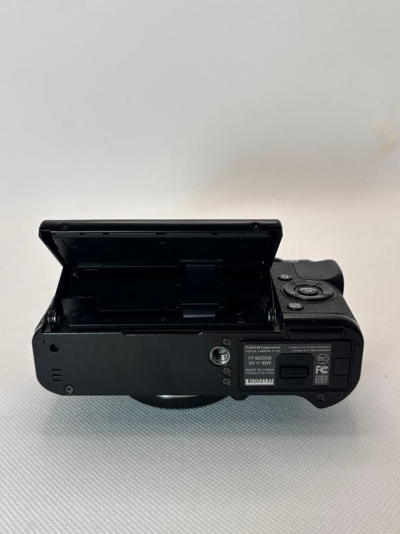 ★山田★Fujifilm X-T20 ボディ ブラック ミラーレスカメラ