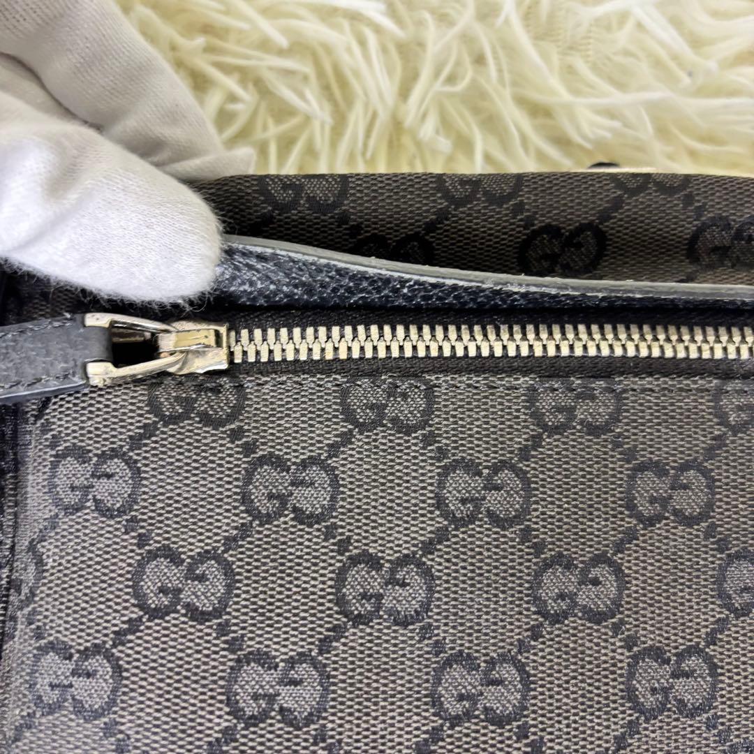 GUCCIグッチ⭐︎ボディバッグ⭐︎GGパターン⭐︎ブラック⭐︎