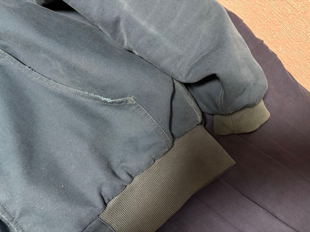 Carhartt アクティブジャケット　Lサイズ