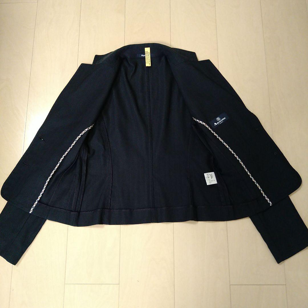 アクアスキュータム　パンツスーツ