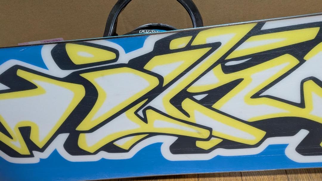 美品セットケース付M3 151cm スノーボード SHREDTASTIC 初心者