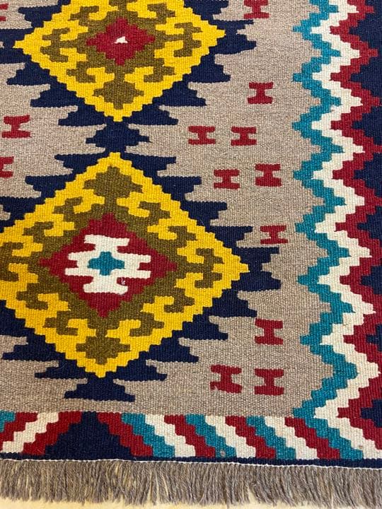 ペルシャキリム　シラーズ産　カシュカイ族　ウール100% 手織り　トライバルラグ