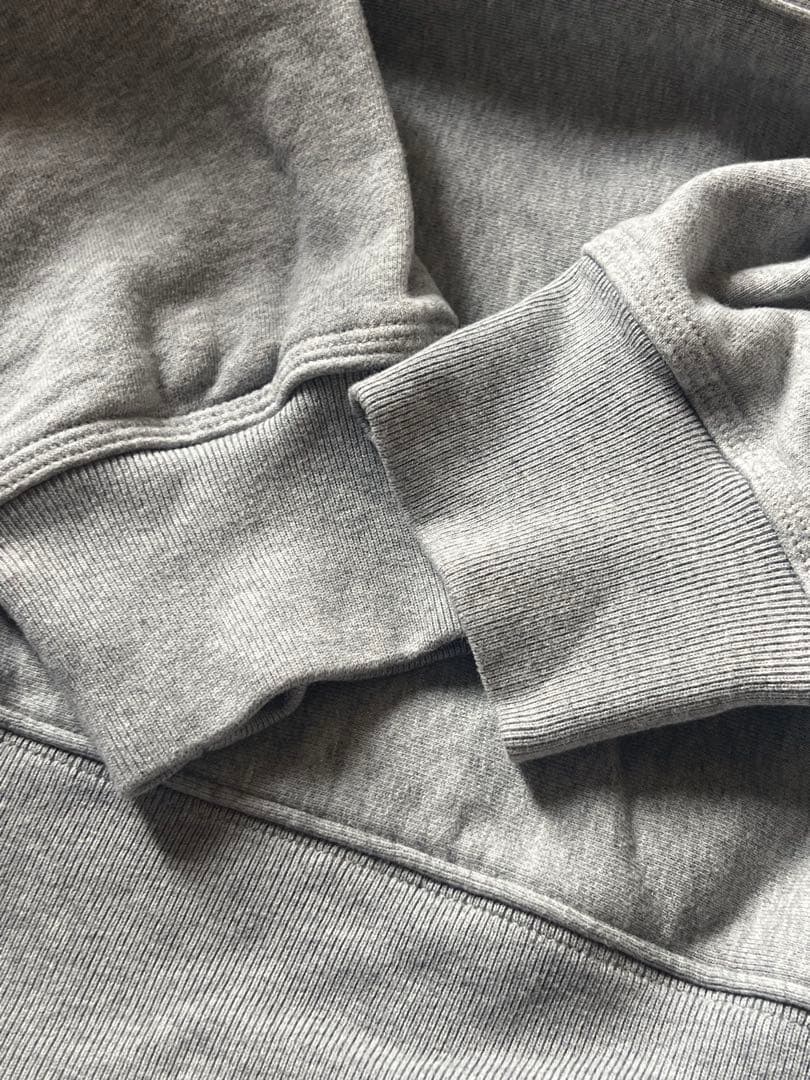 お値下げ STUSSY フードロゴ 刺繍 パーカー