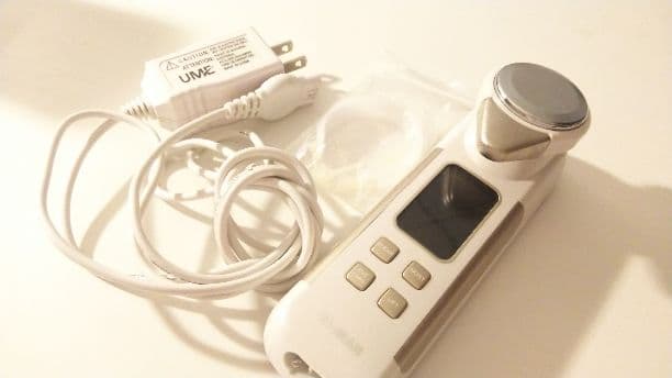 美顔器（ヤーマン プラチナホワイトソニックHSl―13）