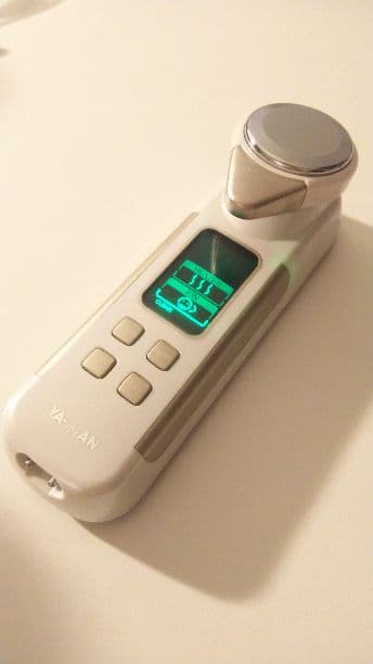 美顔器（ヤーマン プラチナホワイトソニックHSl―13）