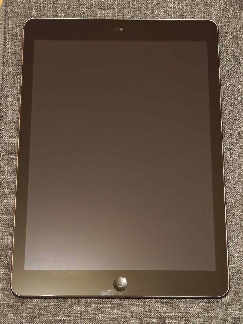iPad Air (第1世代) 128GB セルラー スペースグレー