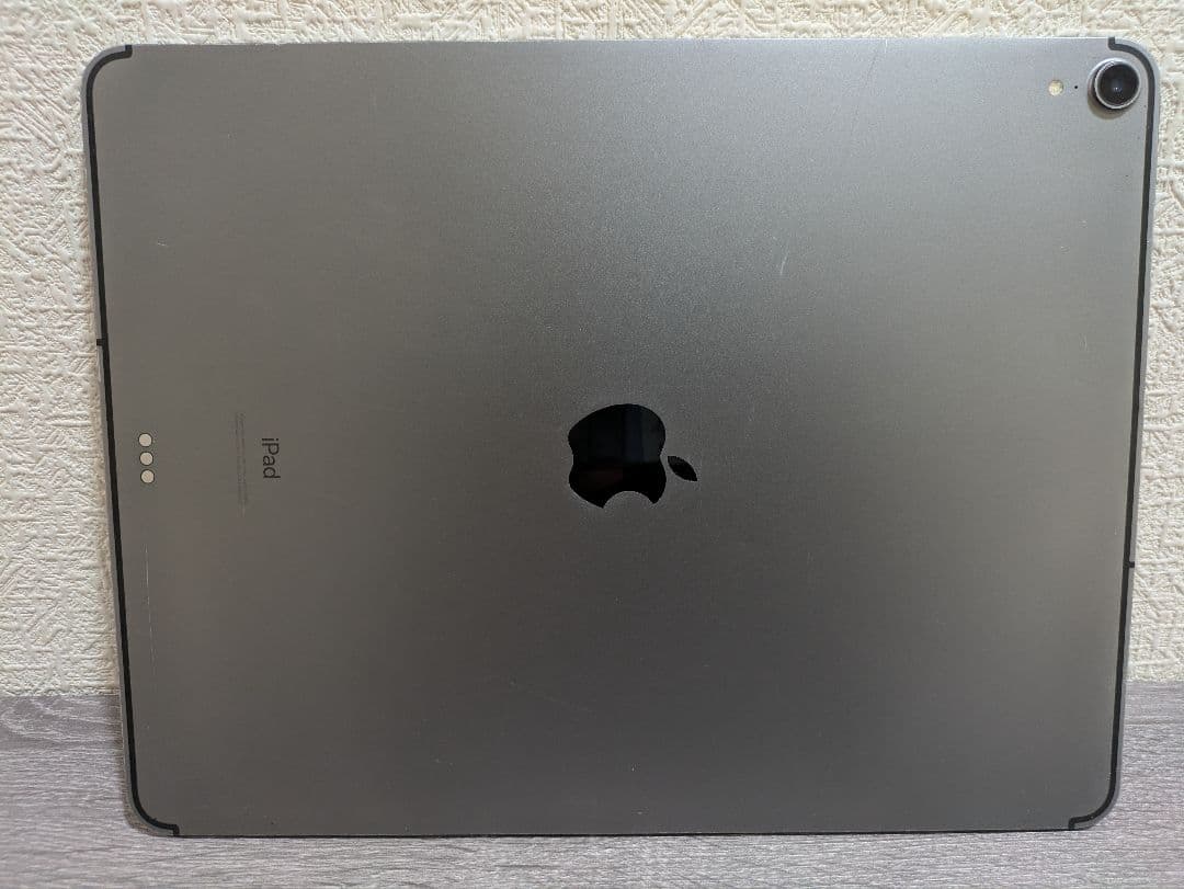【ジャンク】iPad pro 第3世代 12.9インチ 充電に難アリ