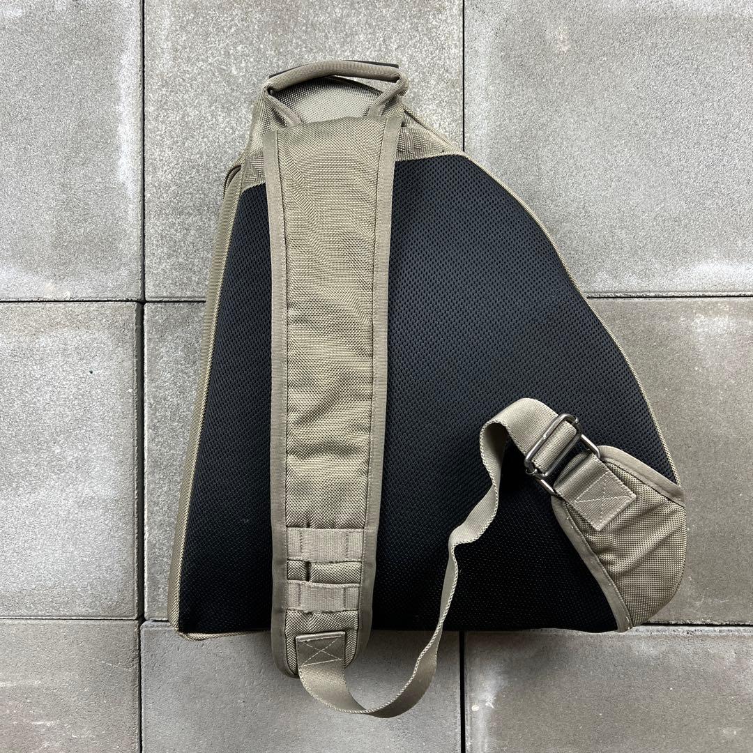 バッグ 2000s banana republic sling bag khaki