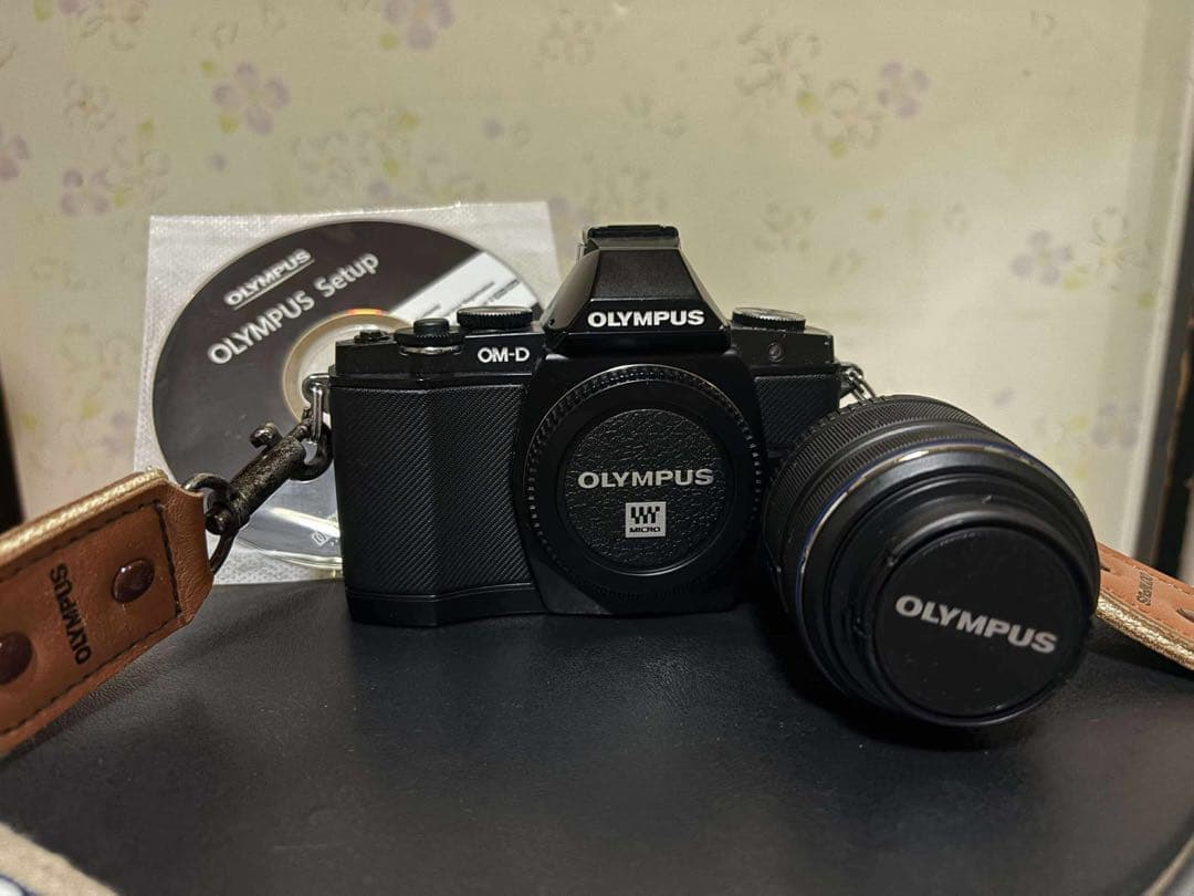 OLYMPUS OM-D E-M5 デジタル一眼レフ