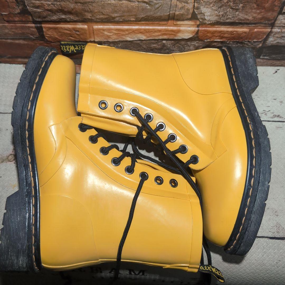 イエロー レースアップブーツ