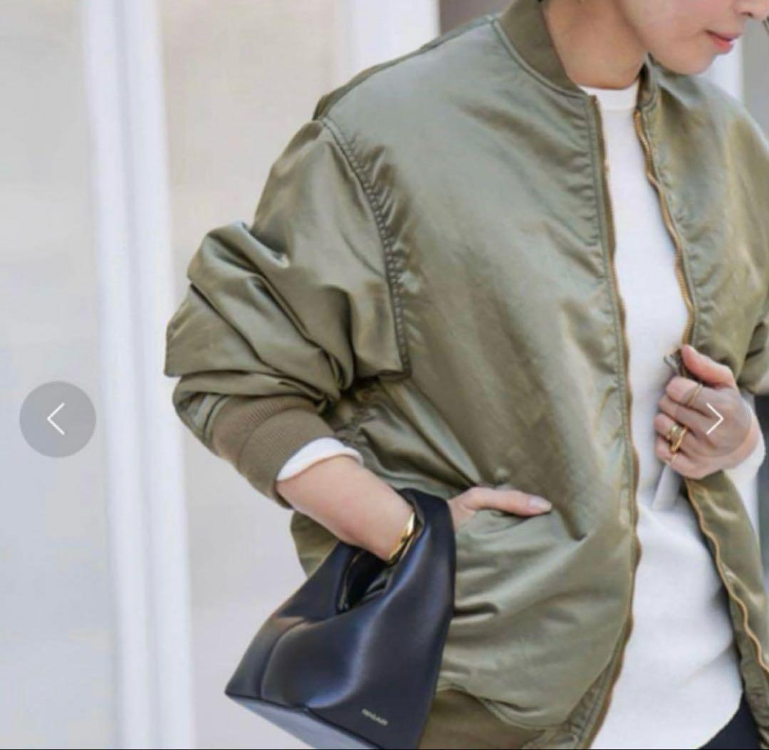 トト ドゥーズィエムクラス ミリタリーブルゾン　カーキ　MA-1