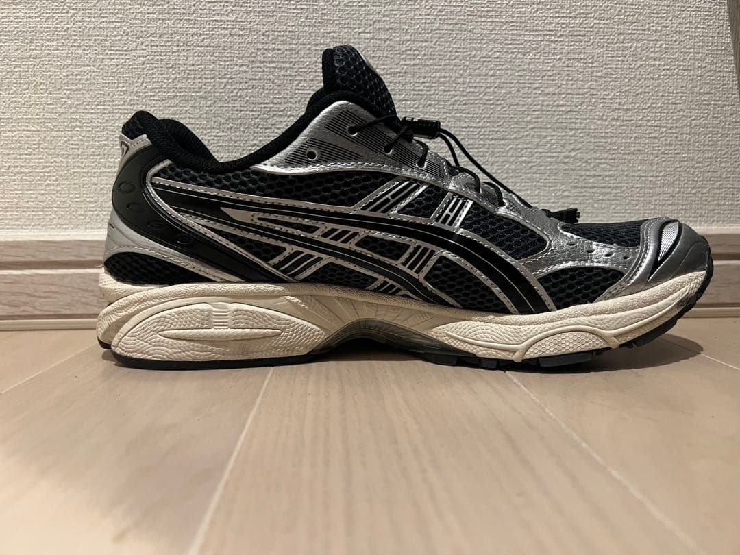 靴 ASICS GEL KAYANO 14