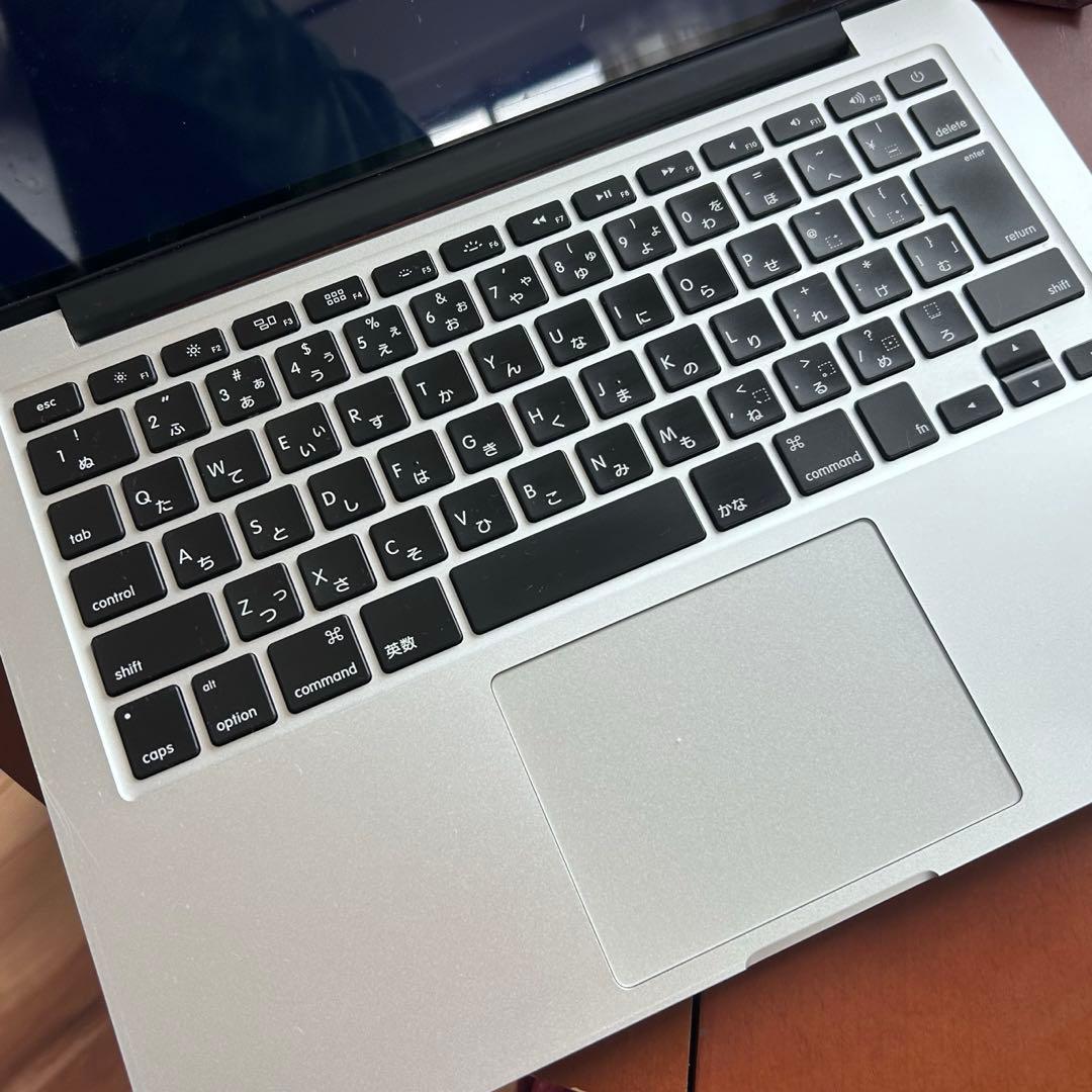 MacBook pro 13インチ メモリ8GB ストレージ256GB
