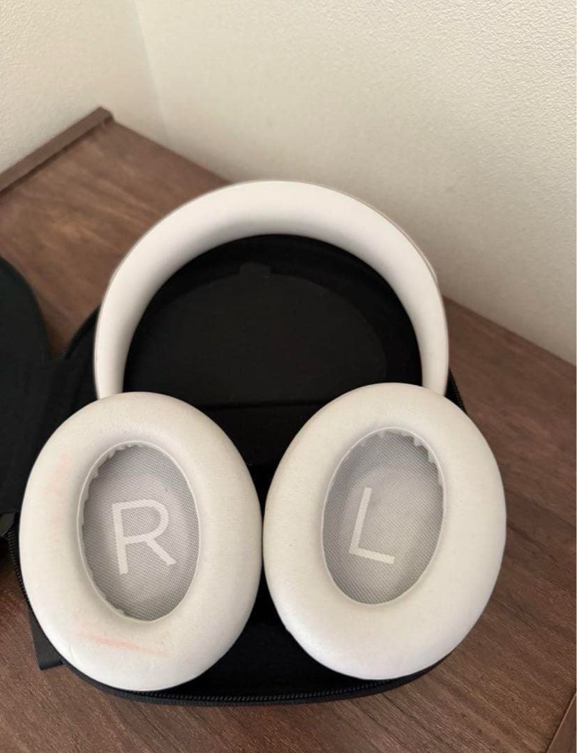 【美品】BOSE Noise Cancelling Headphones 700
