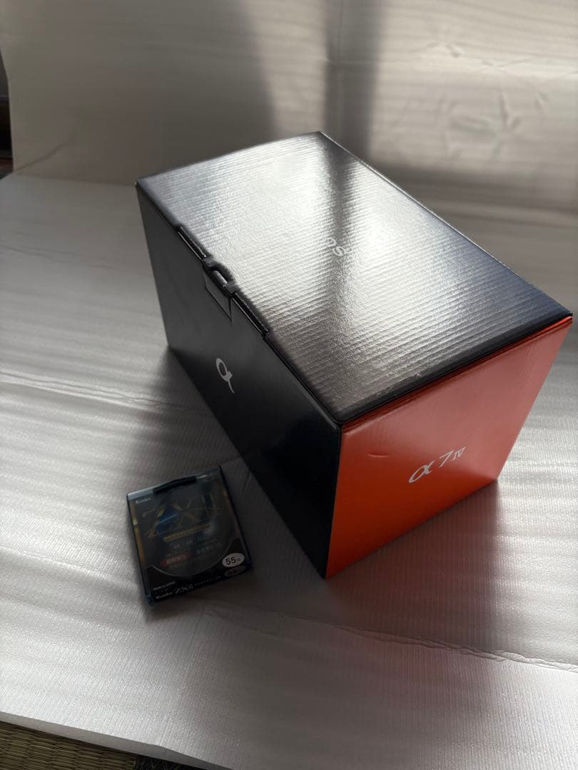 ★割引き! ソニー デジタル一眼カメラ α7 IVレンズ付き & おまけ付き