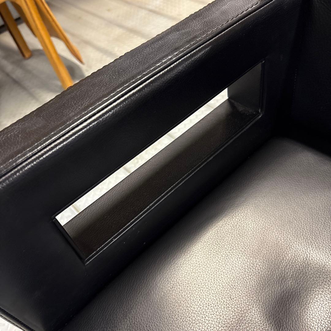 Cassina カトリーヌメミアームチェア【定価32万】