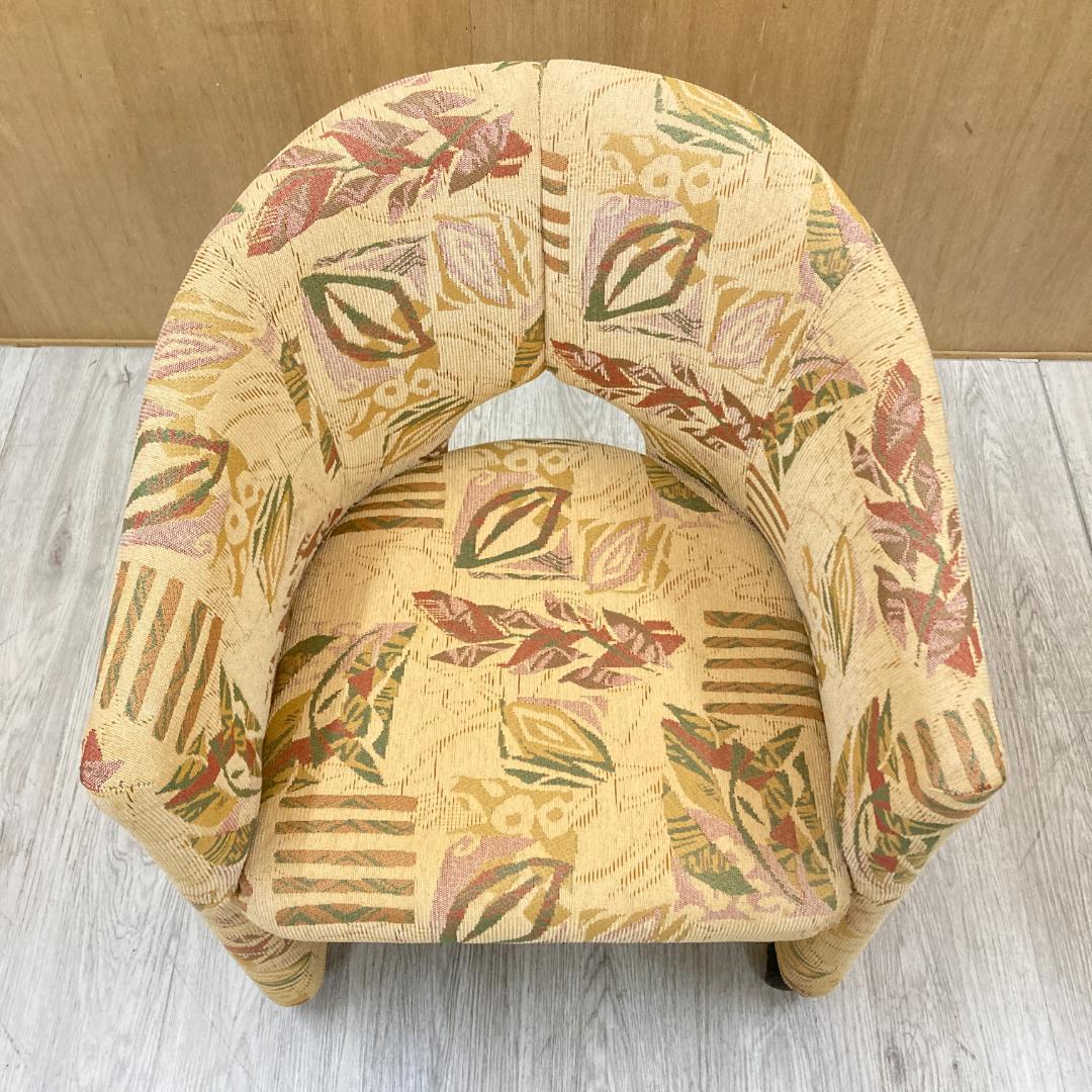 フクラ　ラウンジチェア　ソファ　椅子　アームチェア　キャスター付き　A