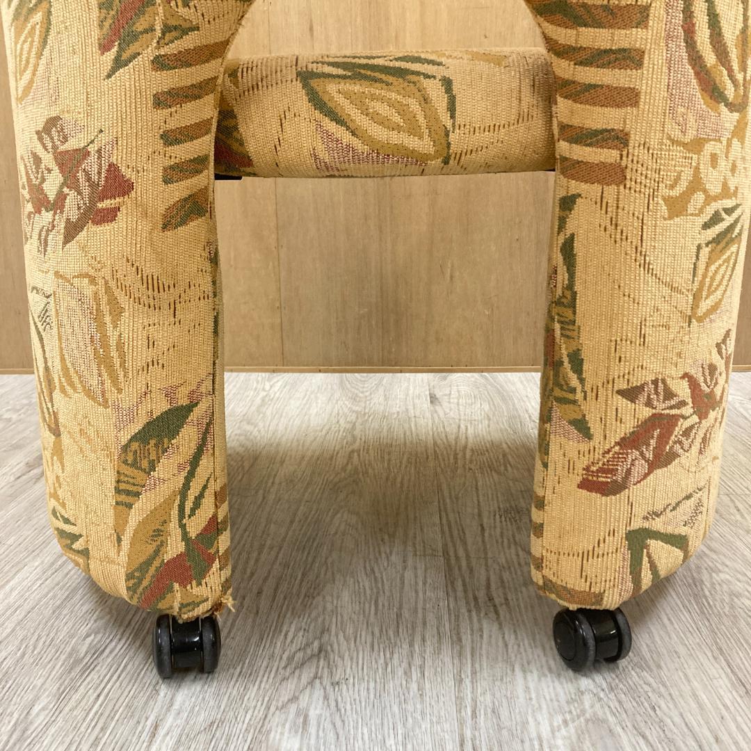 フクラ　ラウンジチェア　ソファ　椅子　アームチェア　キャスター付き　A