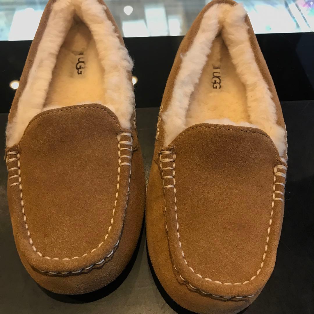 【新品未使用】 UGG アグ モカシン アンスレー スリッポンムートンシューズ