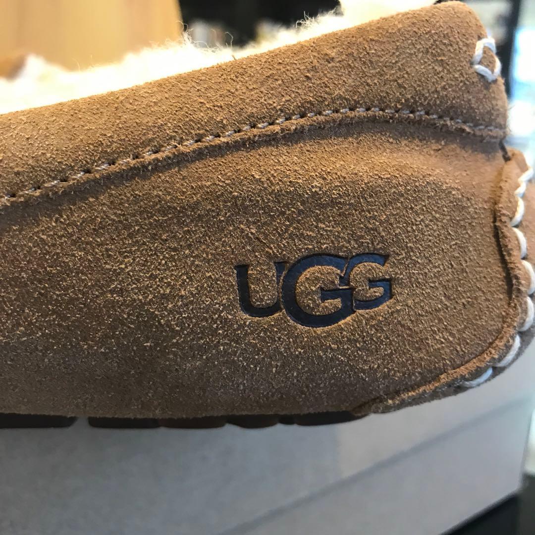 【新品未使用】 UGG アグ モカシン アンスレー スリッポンムートンシューズ