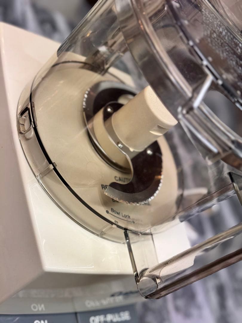 Cuisinart クイジナート　フードプロセッサー DLC-8P2J