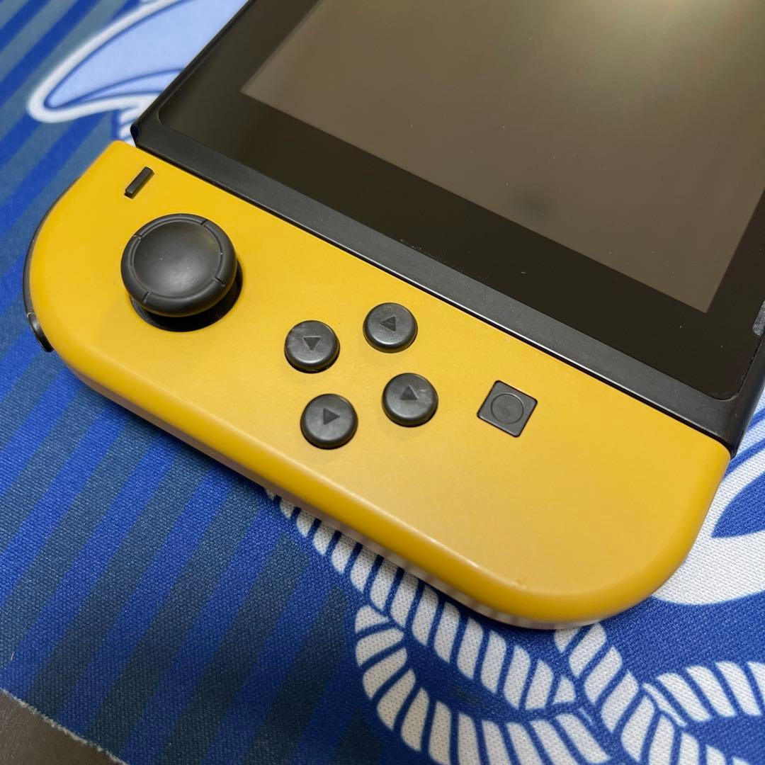 レッツゴーピカチュウ　ミュウ入りモンスターボールPlus付