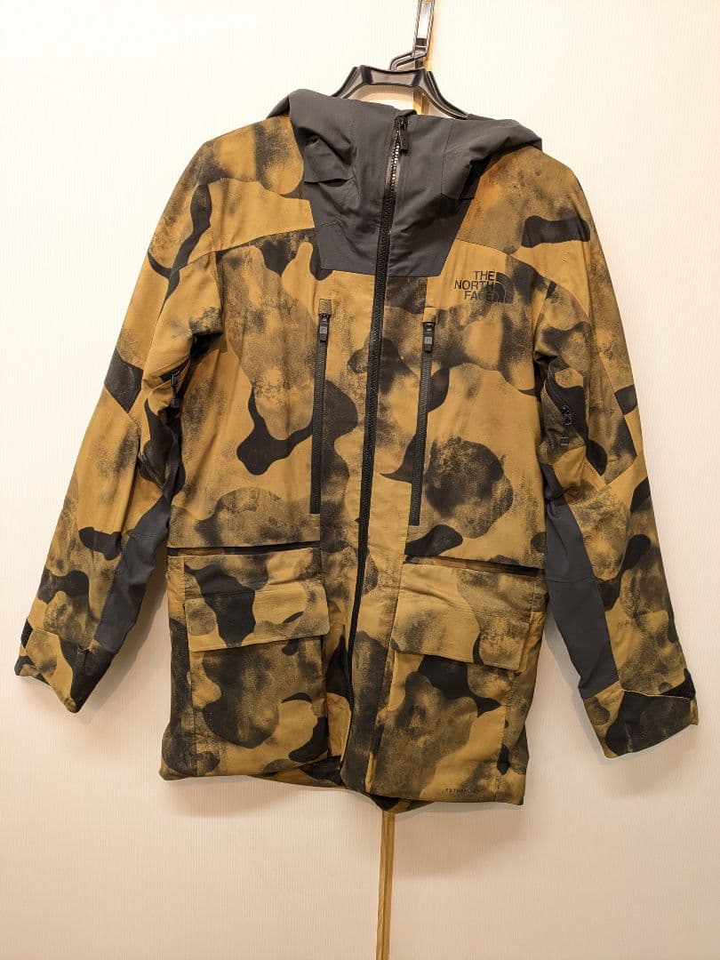 ノースフェイス フューチャーライト スノーボードウェア マウンテンパーカー