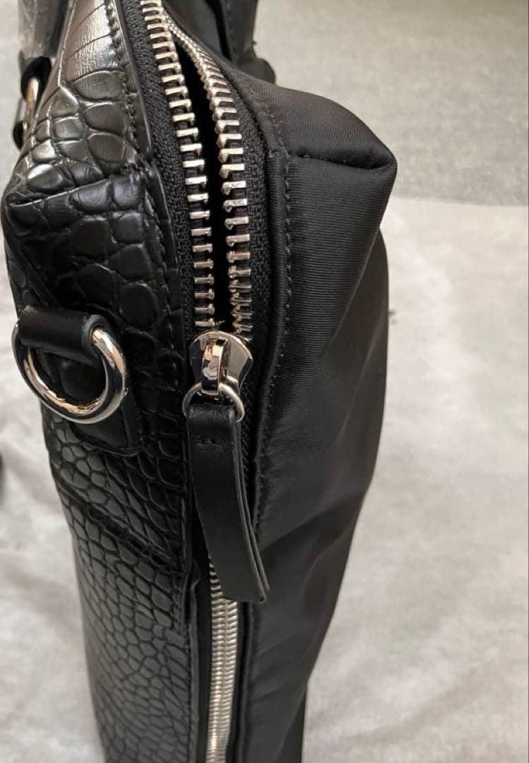 howerd...【新品未使用】ZARAクロコ柄ビジネスバッグリクルート