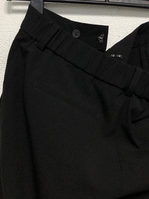 新品☆Lグラマーサイズ♪黒系無地ストレッチ洗えるパンツスーツ◯D358