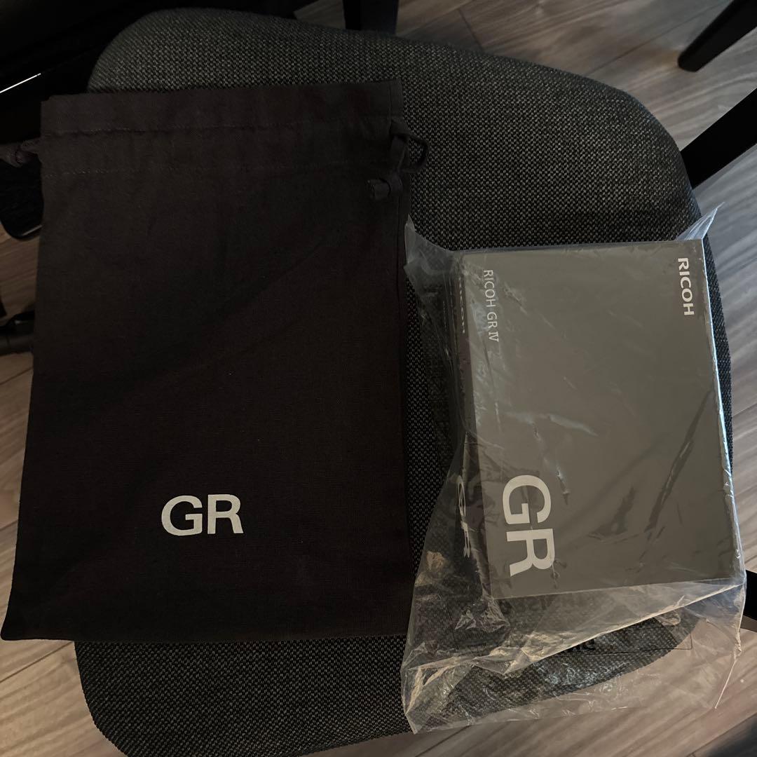 新品 RICOH GR IV コンパクトデジタルカメラ