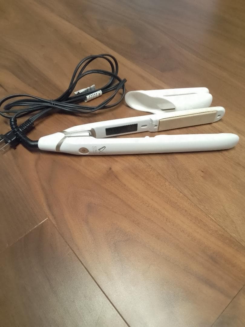 キヌージョ 絹女 ヘアアイロン