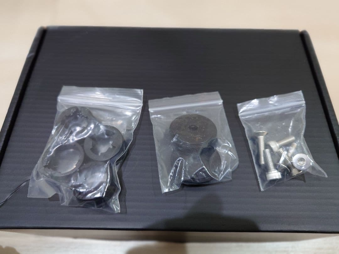 【開封のみ 新品】トライアンフ用 バーエンドミラー