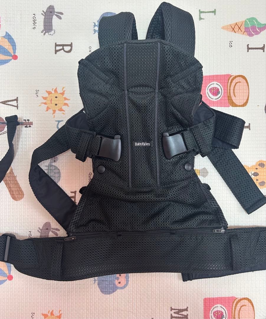 未使用 BABYBJORN ベビージョルンONE KAI AIRメッシュブラック