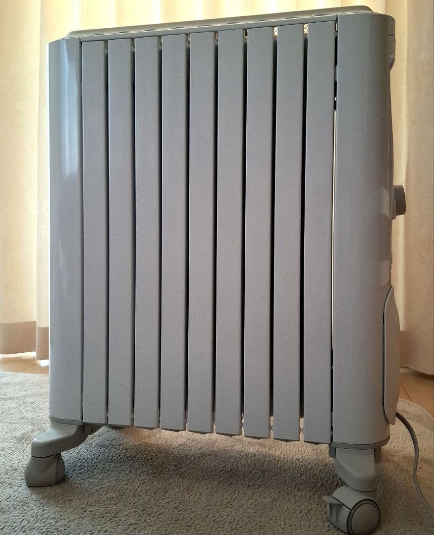 【訳あり】デロンギベルカルドオイルヒーター RHJ75V0915 ホワイト