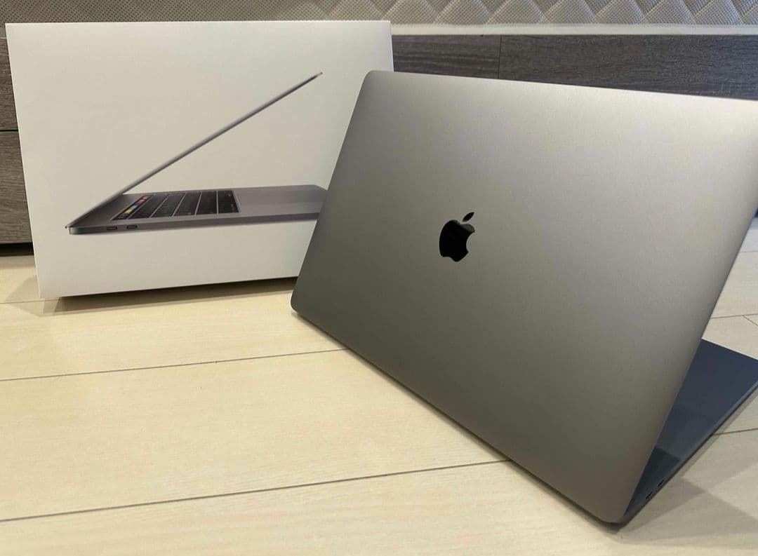 MacBook Pro 16インチ2019 Core i9/16GB/512GB