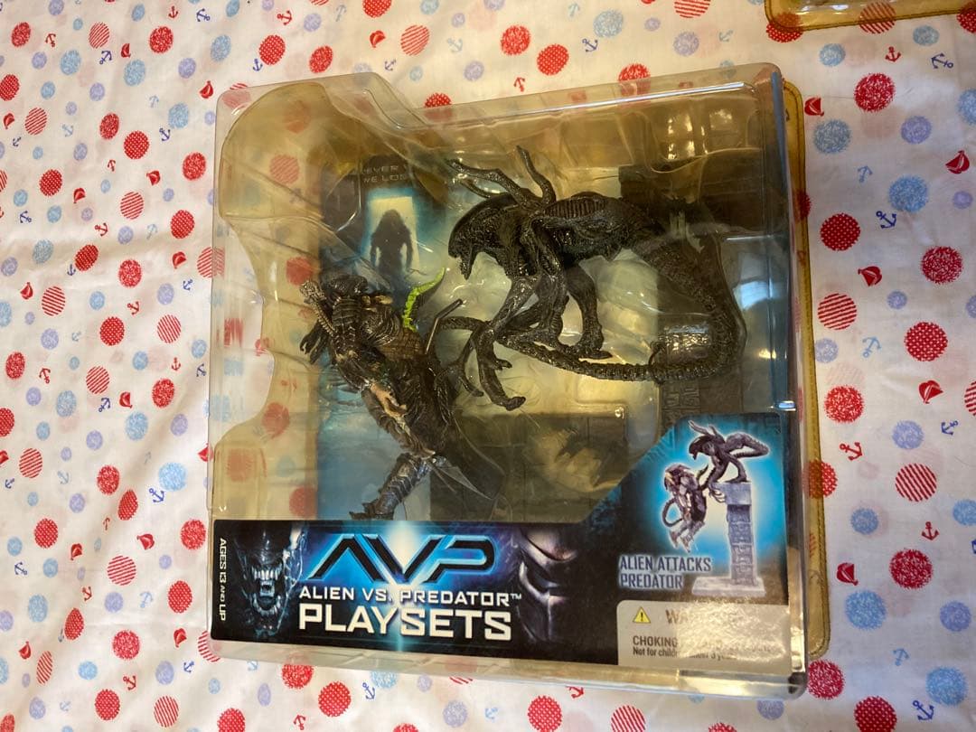 未開封・3点セットMcFarlane AVプレデター＆エイリアンジオラマ