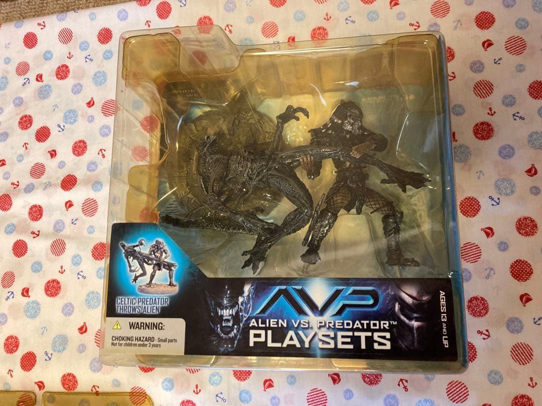 未開封・3点セットMcFarlane AVプレデター＆エイリアンジオラマ