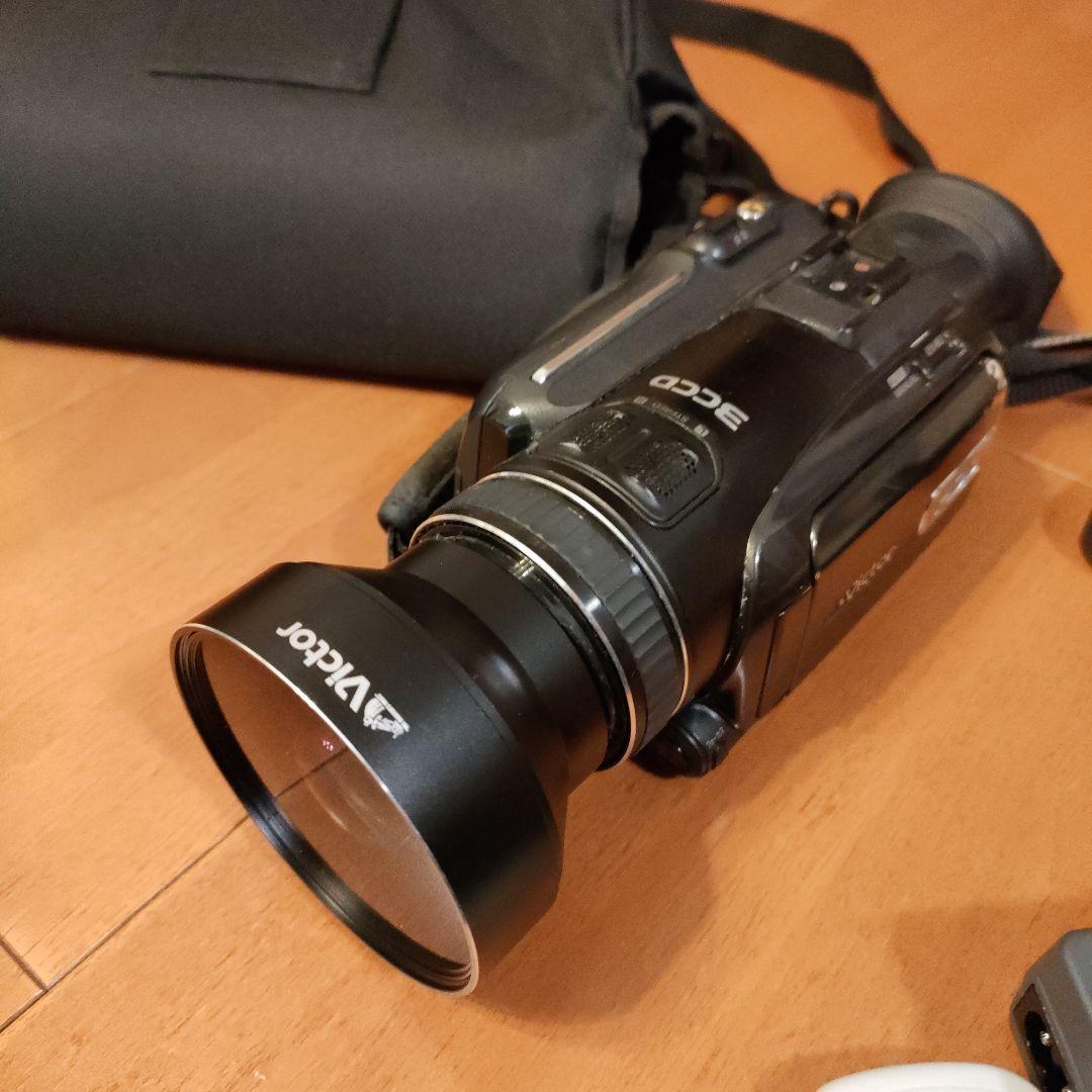 ビクター　Everio 3CCD ビデオカメラ HDD記録　GZ-HD7-B