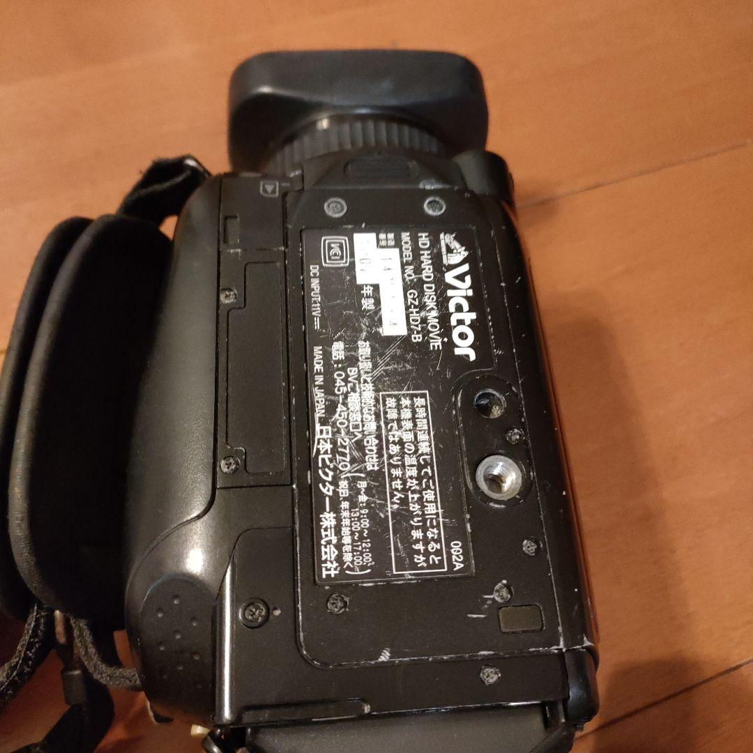 ビクター　Everio 3CCD ビデオカメラ HDD記録　GZ-HD7-B