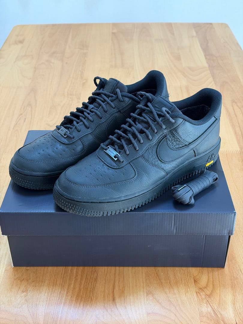 靴 NIKE AIR FORCE 1 GTX Vibram