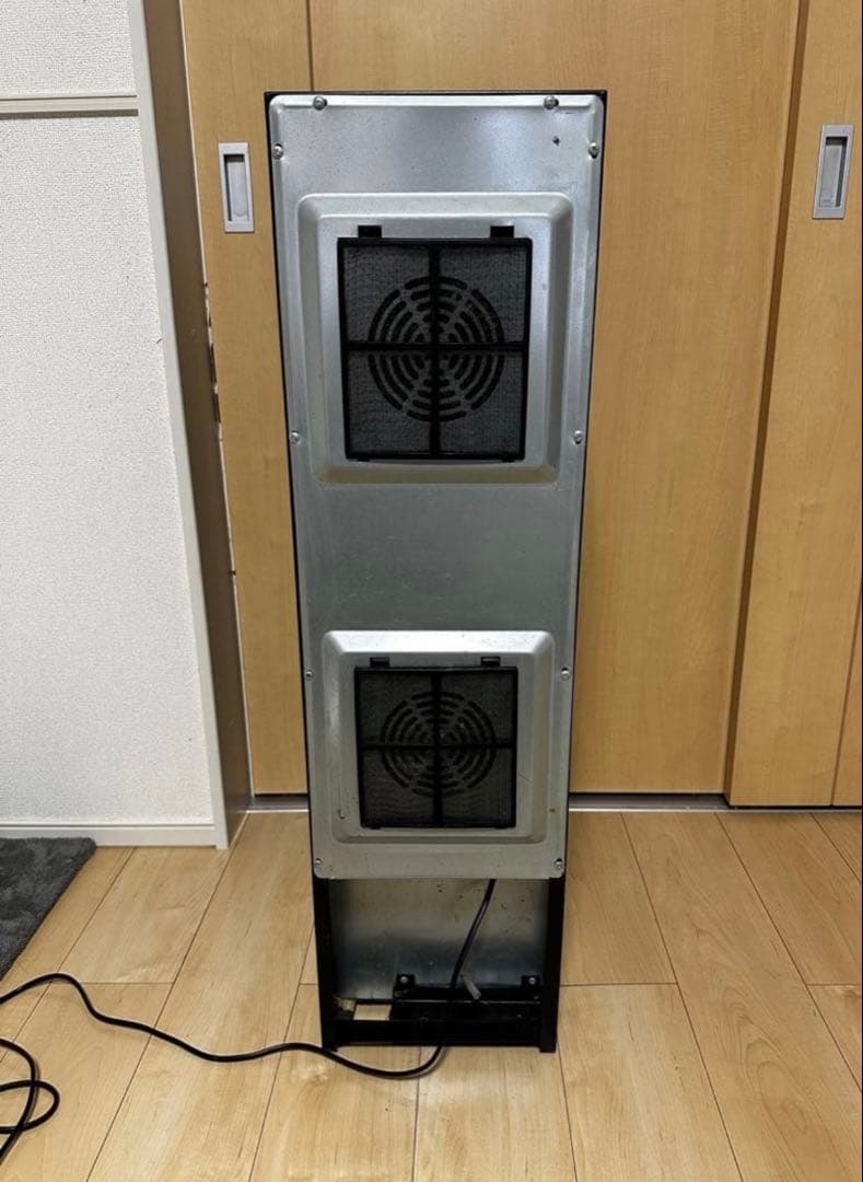 2019年製： フィフティ ワインセラー49L 18本収納 WCF-18